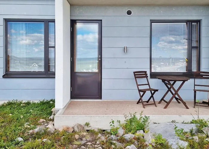 Yllaes A104 By Interhome